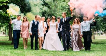 Einladung zur Hochzeit: Welche Frisur als Hochzeitsgast?