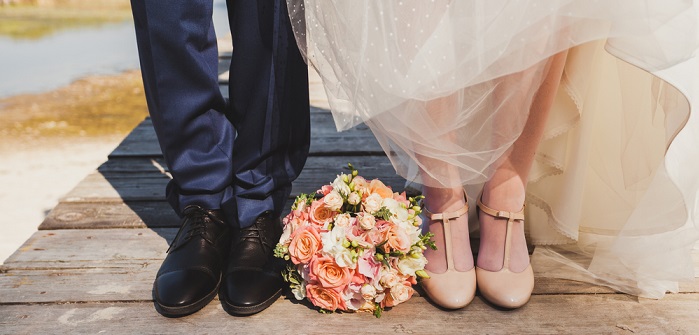 Schuhe für Sie und Ihn: Wie Paare das perfekte Schuhwerk für den großen Tag finden (Foto: Shutterstock-mari-s )